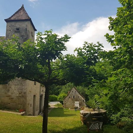 Le Moulin De Jules Et Akasha Bed & Breakfast Murat Eksteriør bilde