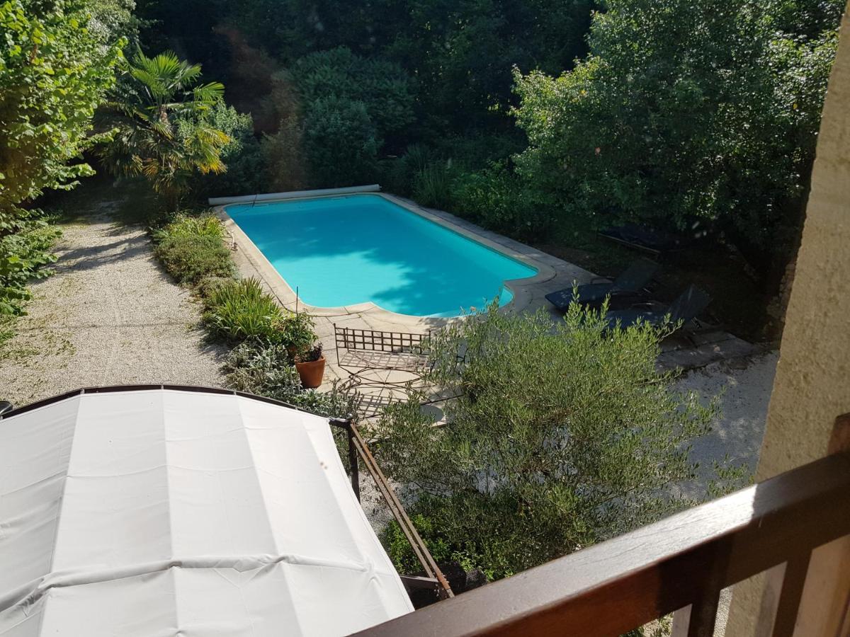 Le Moulin De Jules Et Akasha Bed & Breakfast Murat Eksteriør bilde